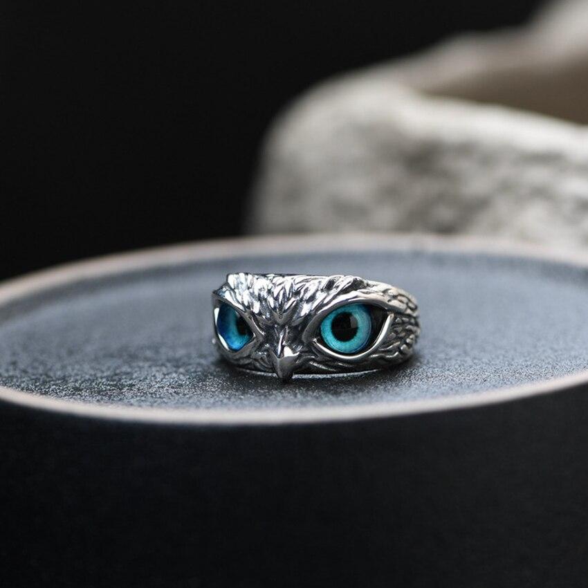 Verstellbarer Eulenring aus Silber und Opal