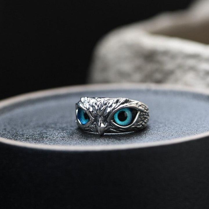 Verstellbarer Eulenring aus Silber und Opal