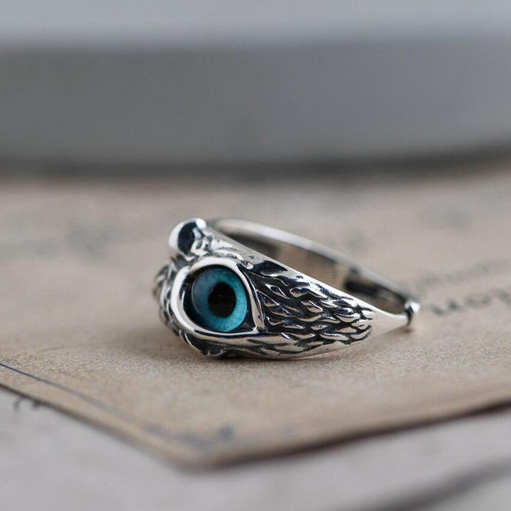 Verstellbarer Eulenring aus Silber und Opal