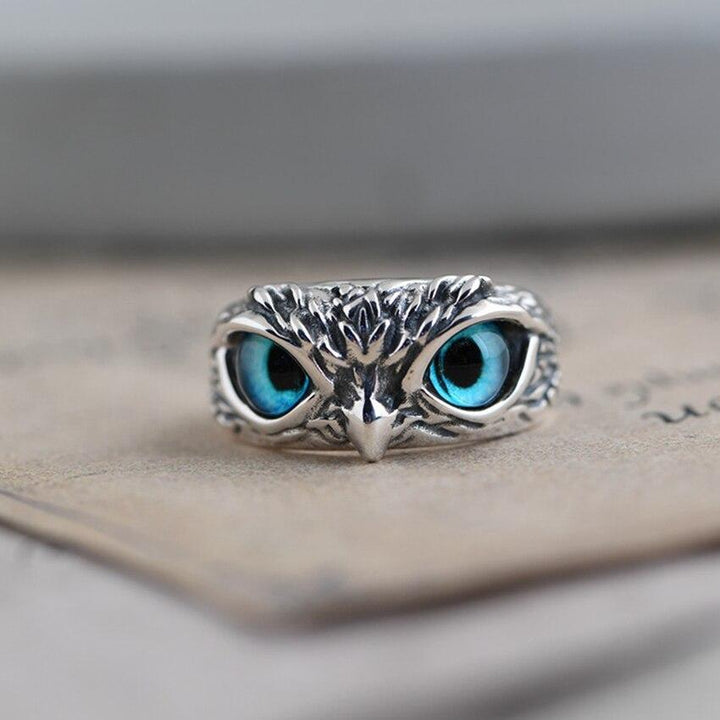 Verstellbarer Eulenring aus Silber und Opal