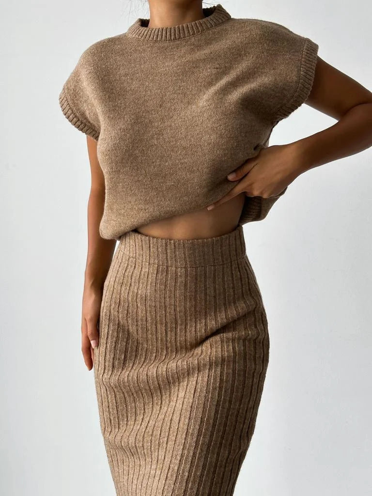 Milou® - Zweiteiliges Set: ärmelloser Pullover + Strickrock